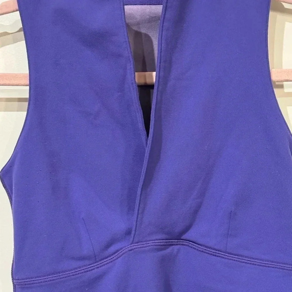 Lululemon Periwinkle Deep V Neck Yoga Sleeveless NWOT - Picture 2 of 5